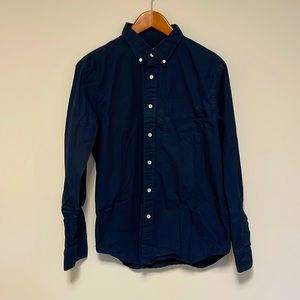 Club Monaco. Navy. Slim Fit Medium. Cotton Button Up. Excellent condition.